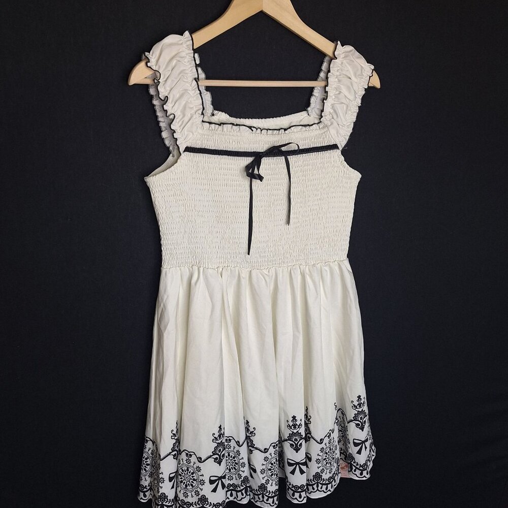NWOT Smocked Cottagecore Lined Dress Size M Milkmaid Balletcore Romantic Preppy - Picture 5 of 7